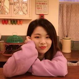 女主进娱乐圈为了吃瓜